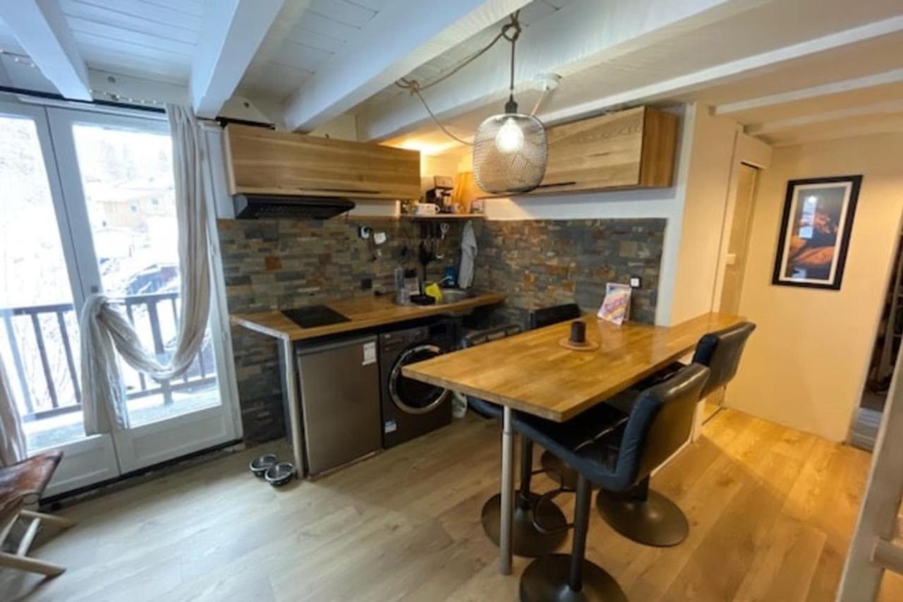 Apt With Nice View Near The Center Of Chamonix Exterior photo