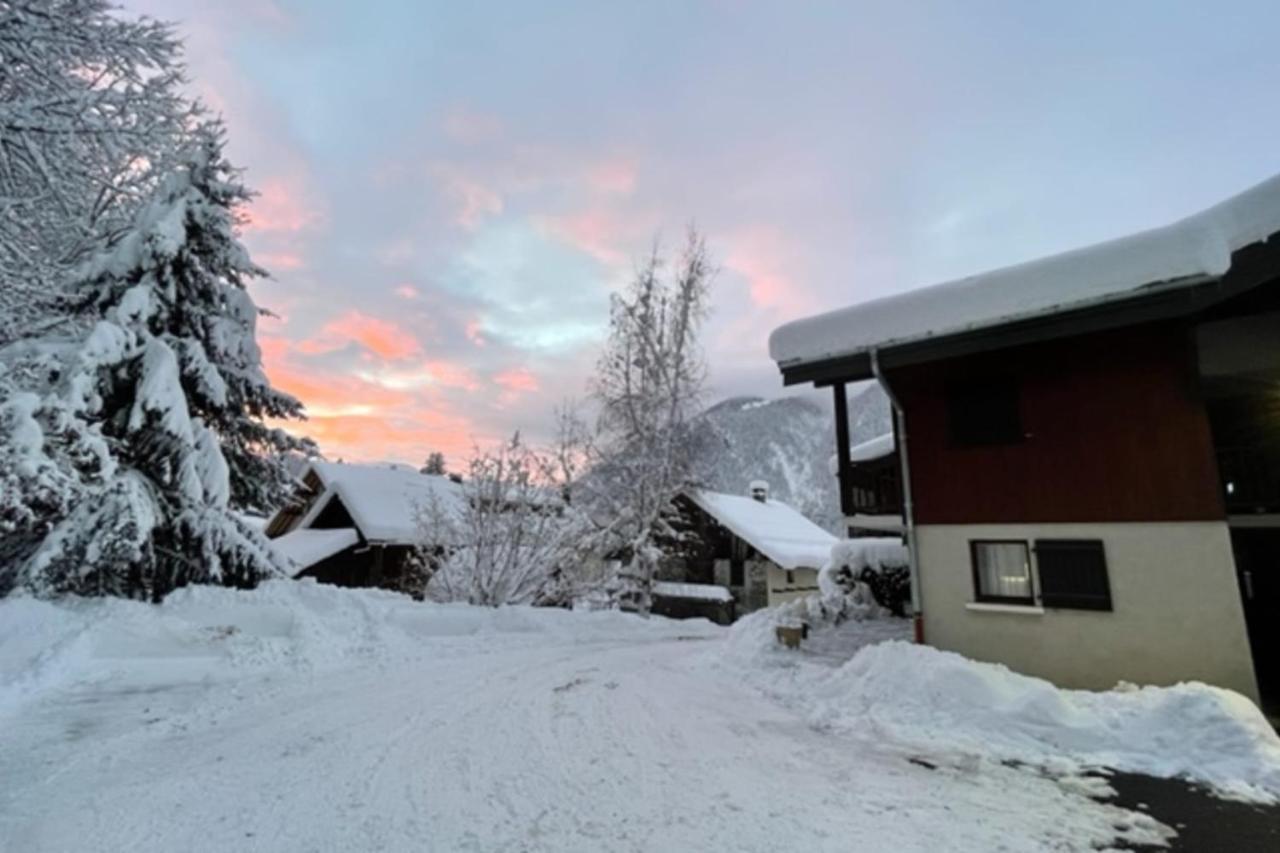 Apt With Nice View Near The Center Of Chamonix Exterior photo